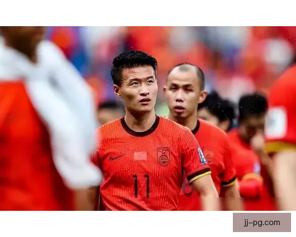 林良铭精彩进球破日本国家队防线 助中国队迎来历史性胜利